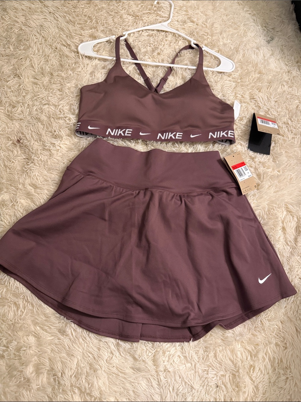 🆕Nike Women's Brown Performance Tennis Skirt and Sports Bra Set